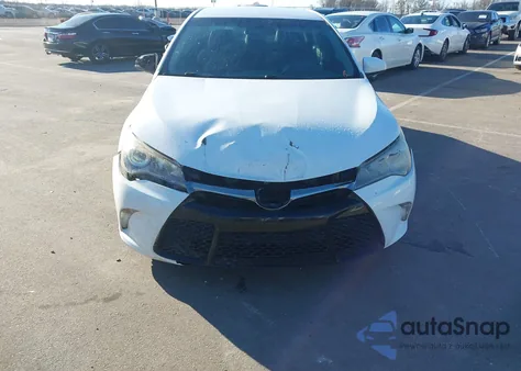 2015 Toyota Camry Se z USA, uszkodzony, nr VIN 4T1BF1FK4FU012056